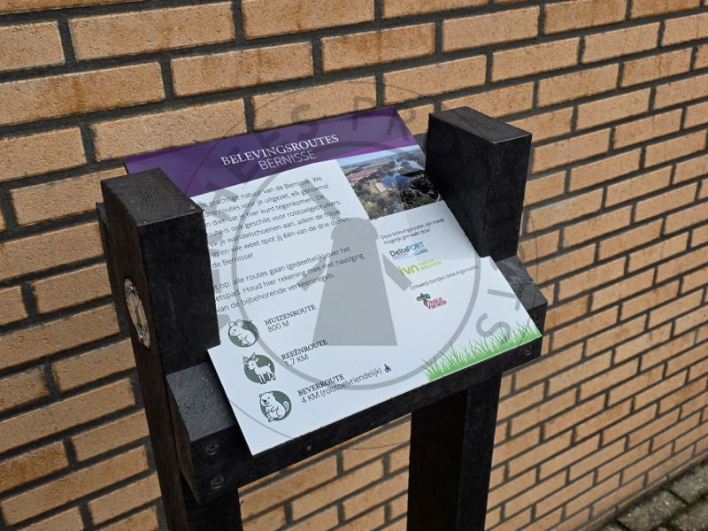 Kunststof Lessenaar 1 