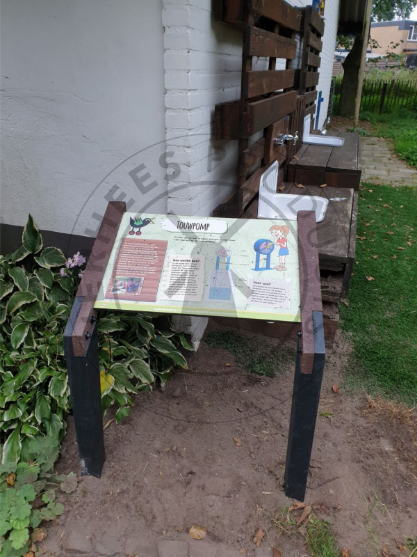 Kunststof Lessenaar 5 