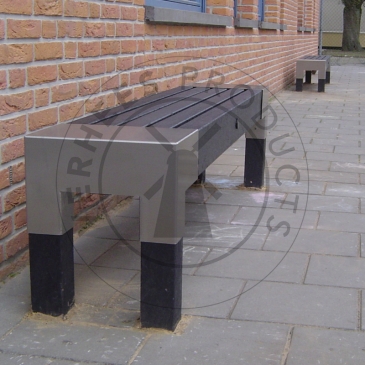 kunststof-bank-rvs-hoek-zwart-1800x380x450-mm.jpg